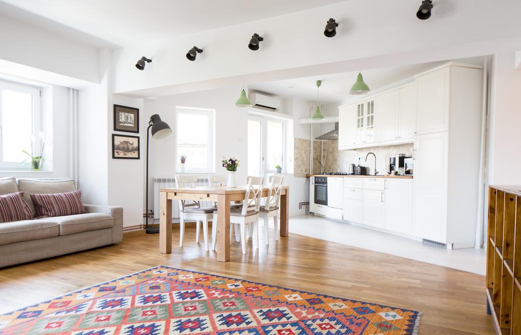 Diana's Flat 11 - Old Town Apartment *