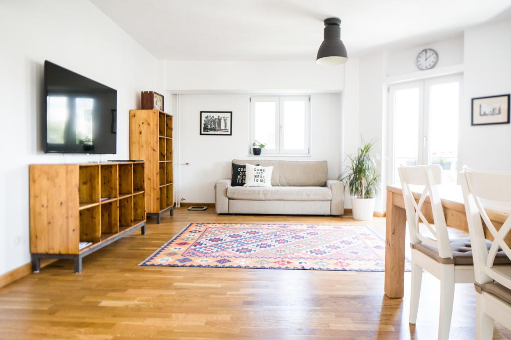 Diana's Flat 11 - Old Town